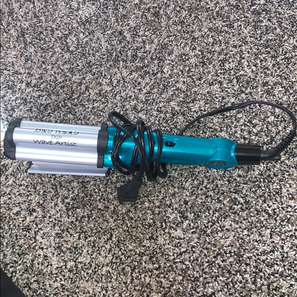 Bed head TIGI Wave Artist deep wave iron